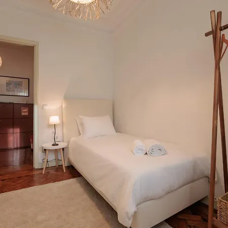 Sarmiento Apartment